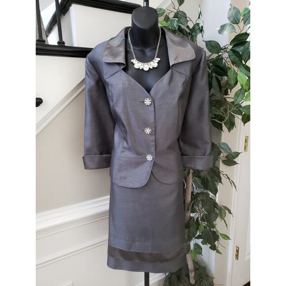Dana Kay Skirt Suit Set Women's 18 Silver Single Breasted Collar 3 Button Front - Picture 1 of 16